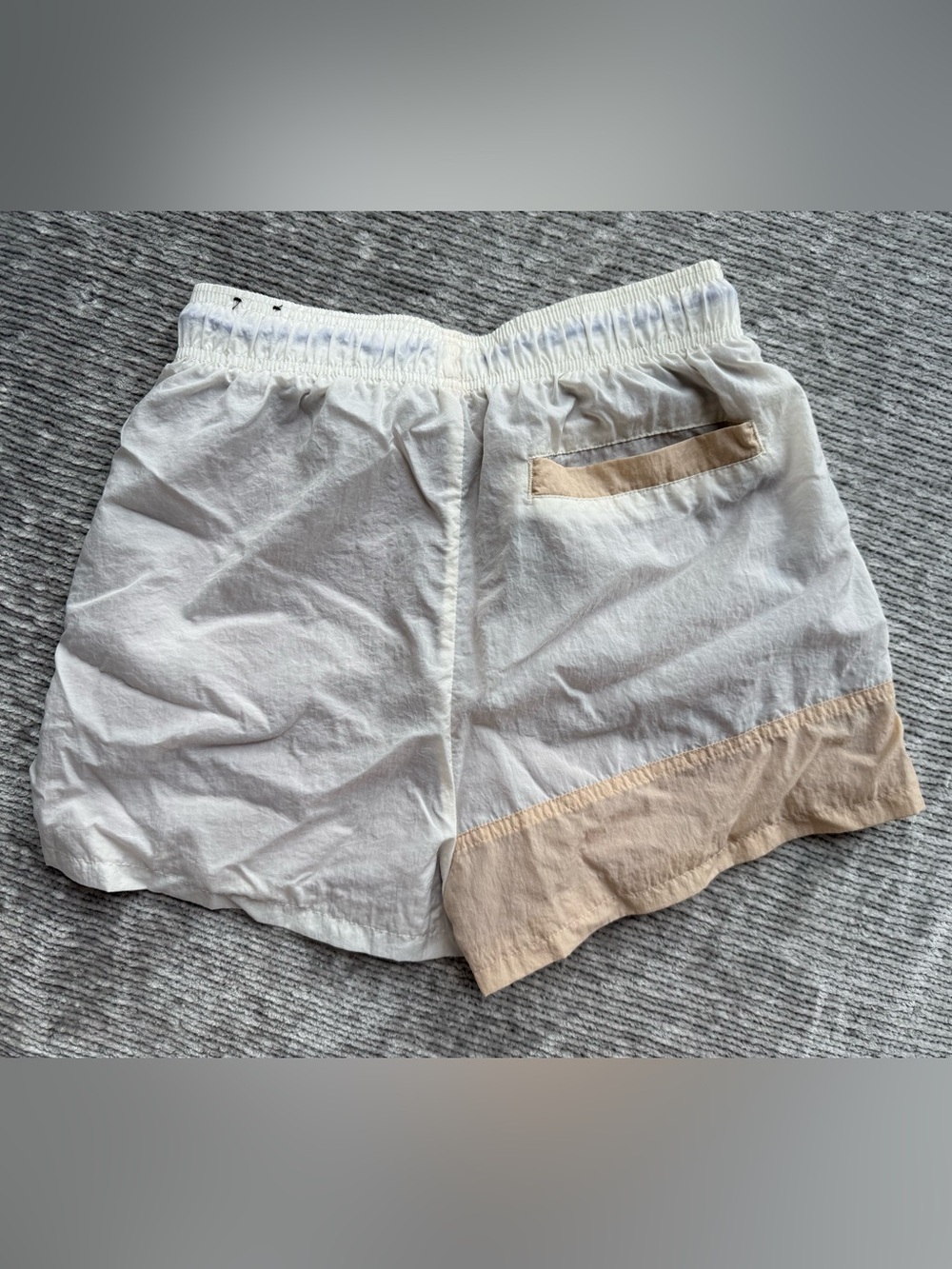 Nike Women’s Sportswear Icon Clash Shorts Ivory/Brown Size XS - Picture 4 of 9